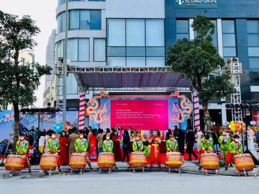 Van Phong Chubb Life Hanoi01